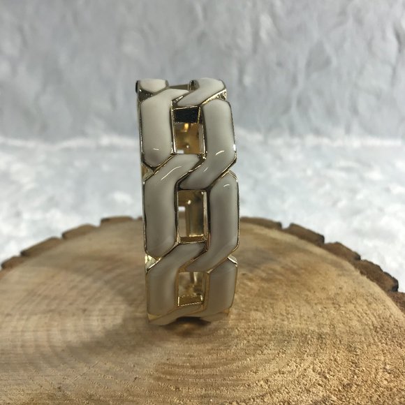 Vintage White Enamel Chain Link Clamper Bracelet - Picture 3 of 7